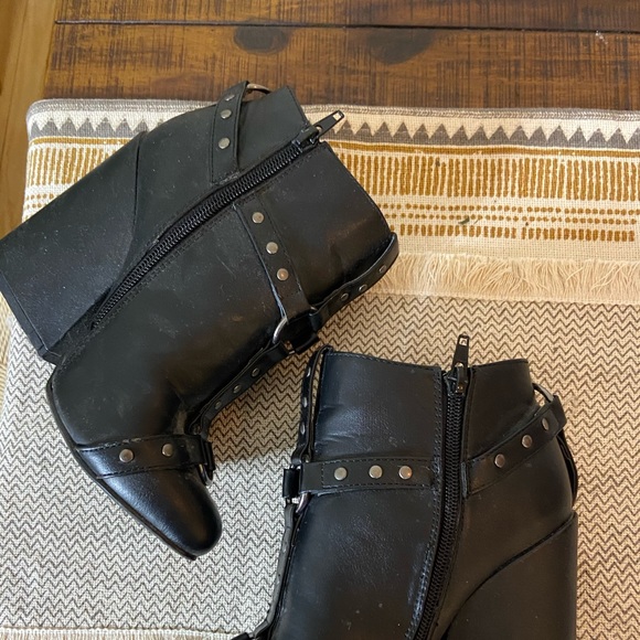 Gypsy warrior booties - Picture 2 of 3